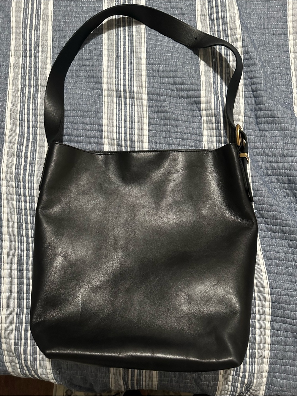 Madewell Black Leather bucket Shoulder Bag